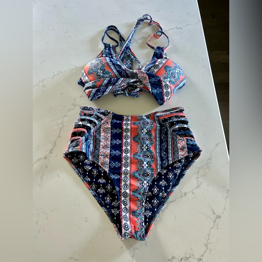 Colorful Patterned Bikini Set - Women’s Medium